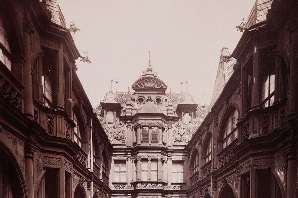 Ein Blick hinter die Fassade – Nürnberg um 1900 Fotografien Ferdinand Schmidts von Nürnberger Bürgerhäusern der Spätgotik und Renaissance