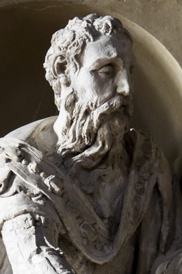 Bartolomeo Ammannati, Marco Mantova Benavides, ca. 1546, Stuck, Padua, Chiesa degli Eremitani, Skulptur eines alten, bärtigen Mannes (Foto)