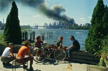 Linda Kirschey // Fotografie des Terrors Eine Studie über die politische Ikonographie und die Wirkmacht der Bilder von 9/11 Linda Kirschey // Fotografie des Terrors Eine Studie über die politische Ikonographie und die Wirkmacht der Bilder von 9/11
