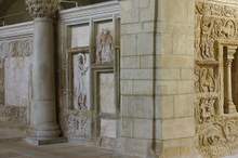 Matthew Sova // Reconstructing the Tomb of Christ: Authenticity and Performance in Medieval Holy Sepulchers Matthew Sova // Reconstructing the Tomb of Christ: Authenticity and Performance in Medieval Holy Sepulchers