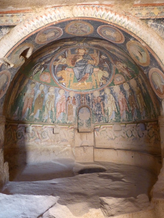 Pauline Vasile-Hochet // The Maiestas Domini with apostles in mural painting from the Romanesque period to the 15th century. Ways of transfer of an iconographic scheme of Cappadocian origin to Lombardy and Catalonia