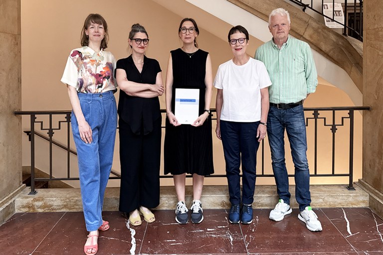 vergabe-des-jutta-held-preises-2026-k-rottmannn-l-kuhn-r-dehn-tutosaus-e-spickernagel-und-m-papenbrock-foto-e-blueml